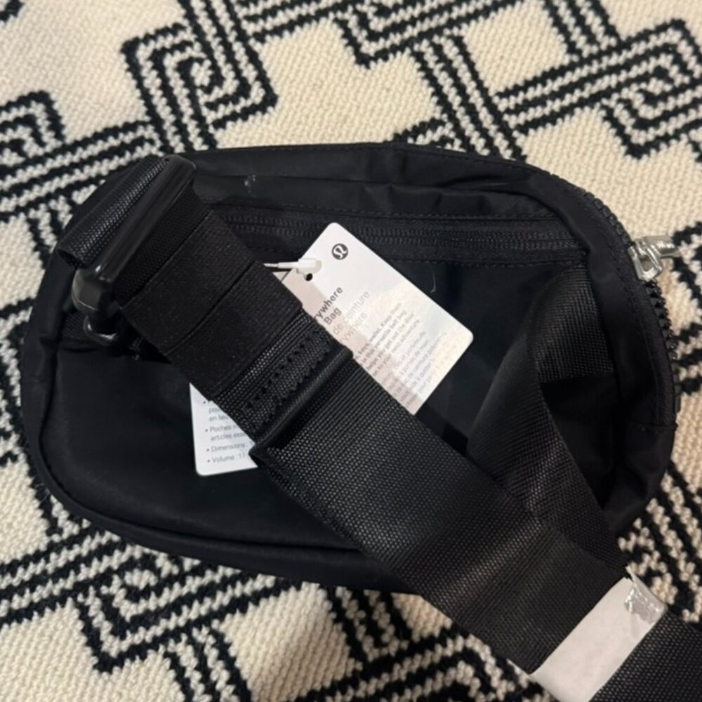 NWT Lululemon | Wear Everywhere Belt Bag - Picture 5 of 6